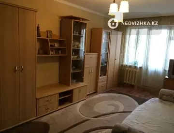 2-комнатная квартира, этаж 3 из 4, 45 м²