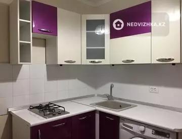 1-комнатная квартира, этаж 3 из 4, 33 м²