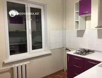 1-комнатная квартира, этаж 3 из 4, 33 м²