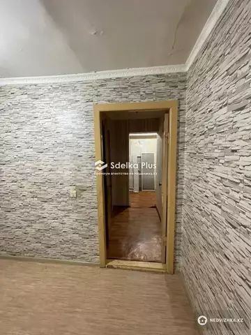 2-комнатная квартира, этаж 1 из 5, 51 м²