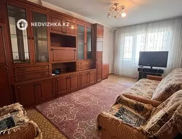 4-комнатная квартира, этаж 3 из 5, 84 м²