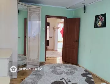 70 м², 2-комнатная квартира, этаж 1 из 10, 70 м², посуточно, изображение - 3