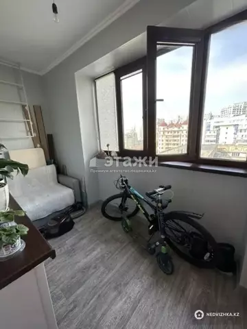 2-комнатная квартира, этаж 10 из 17, 69 м²