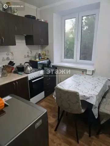 2-комнатная квартира, этаж 3 из 4, 40 м²