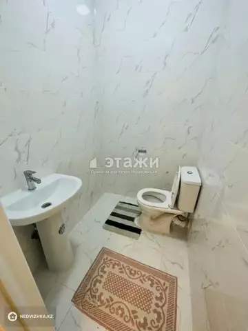 2-комнатная квартира, этаж 11 из 11, 64 м²