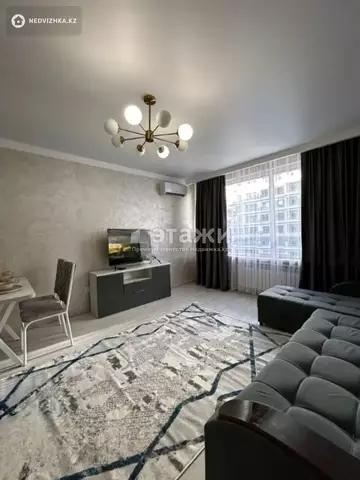 2-комнатная квартира, этаж 6 из 18, 56 м², на длительный срок