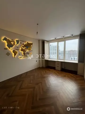 4-комнатная квартира, этаж 13 из 16, 118 м²