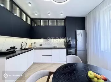 4-комнатная квартира, этаж 2 из 12, 123 м²