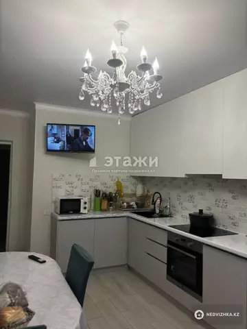 4-комнатная квартира, этаж 7 из 12, 120 м²