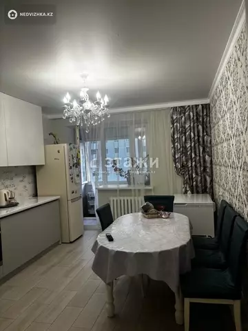 4-комнатная квартира, этаж 7 из 12, 120 м²