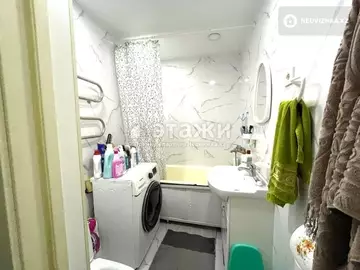 3-комнатная квартира, этаж 4 из 5, 60 м²