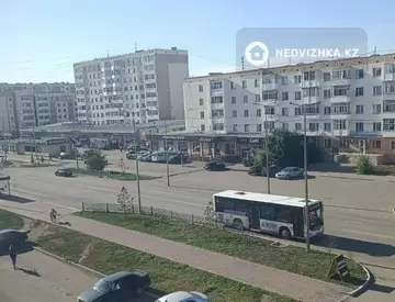 2-комнатная квартира, этаж 4 из 9, 51 м²