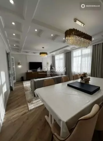4-комнатная квартира, этаж 2 из 6, 140 м²