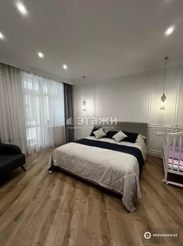 4-комнатная квартира, этаж 2 из 6, 140 м²