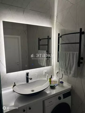 65.1 м², 2-комнатная квартира, этаж 11 из 11, 65 м², изображение - 2