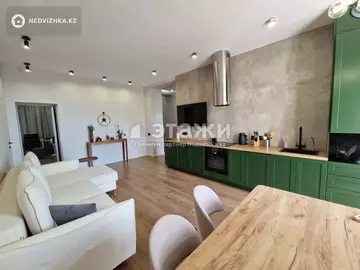 4-комнатная квартира, этаж 7 из 10, 114 м²