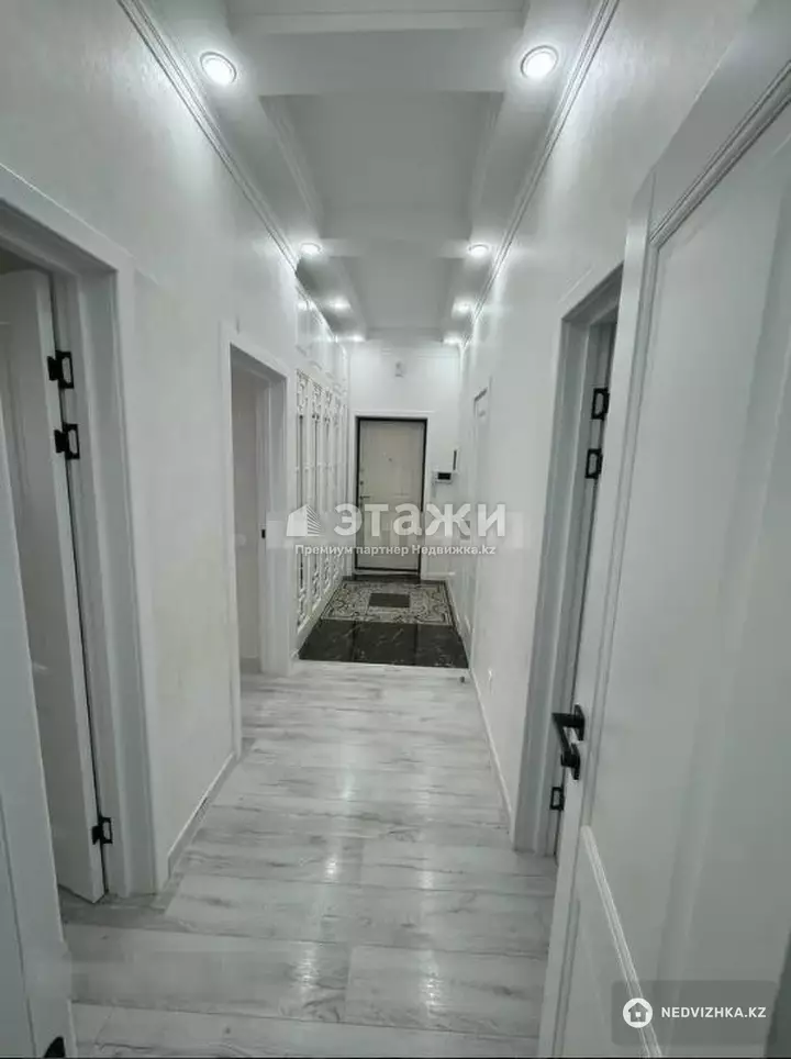 76.4 м², 3-комнатная квартира, этаж 2 из 9, 76 м², изображение - 1