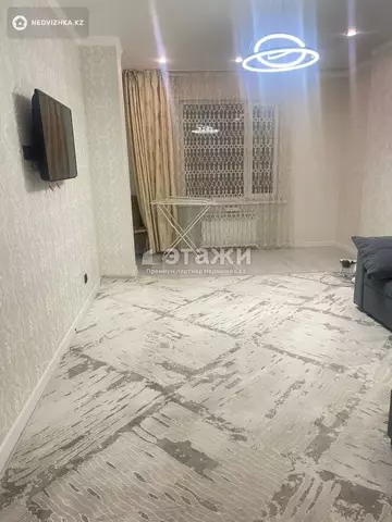 1-комнатная квартира, этаж 2 из 12, 46 м²