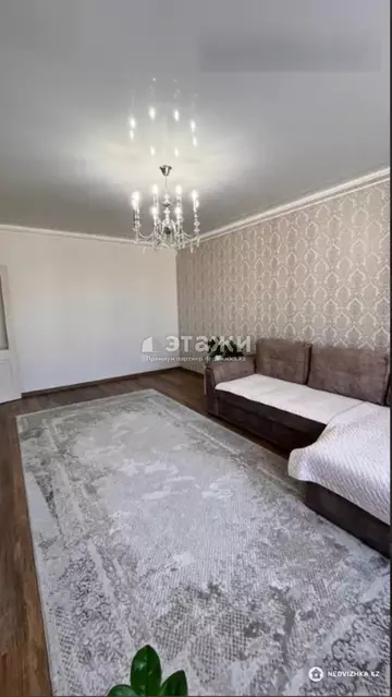 3-комнатная квартира, этаж 8 из 9, 84 м²