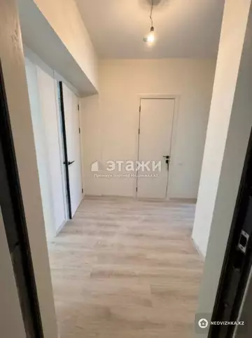 2-комнатная квартира, этаж 4 из 12, 67 м²