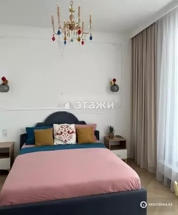 3-комнатная квартира, этаж 10 из 20, 70 м²