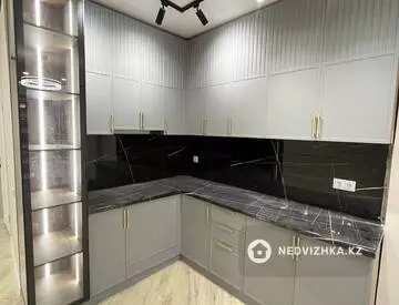 2-комнатная квартира, этаж 4 из 9, 44 м²