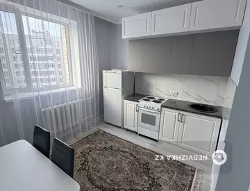 1-комнатная квартира, этаж 6 из 9, 41 м², на длительный срок