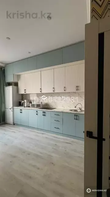 1-комнатная квартира, этаж 6 из 12, 37 м²