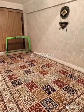 2-комнатная квартира, этаж 2 из 5, 37 м²