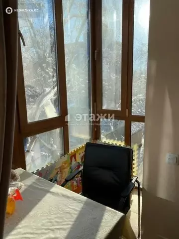 2-комнатная квартира, этаж 4 из 5, 70 м²