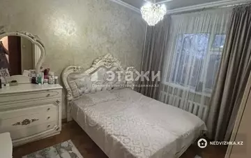2-комнатная квартира, этаж 4 из 5, 53 м²