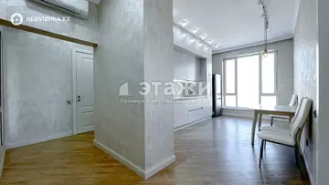 2-комнатная квартира, этаж 10 из 14, 62 м², на длительный срок