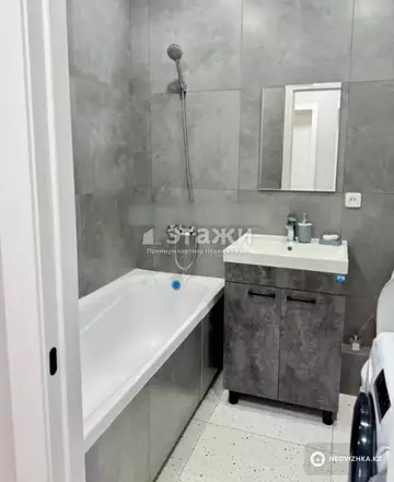 1-комнатная квартира, этаж 10 из 18, 35 м²