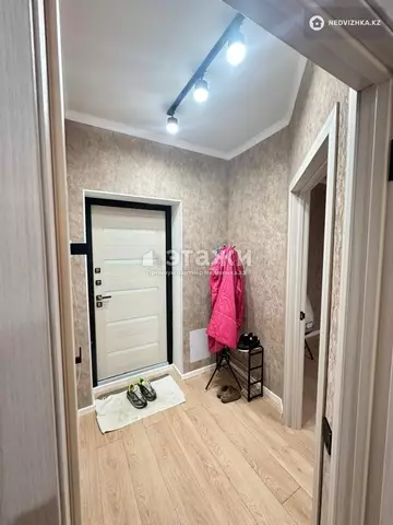 1-комнатная квартира, этаж 7 из 9, 37 м²