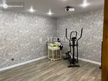 2-комнатная квартира, этаж 8 из 16, 56 м²