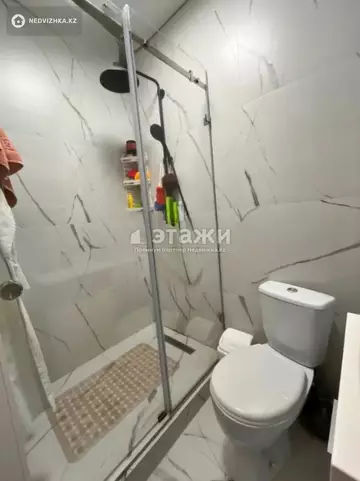 1-комнатная квартира, этаж 10 из 12, 39 м²