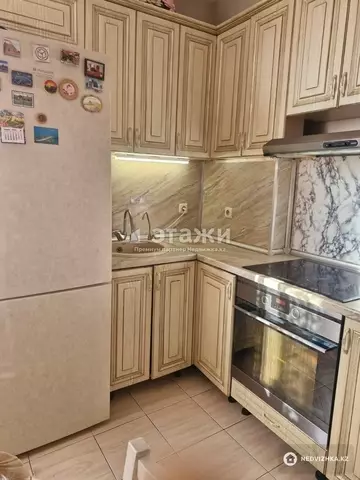 2-комнатная квартира, этаж 7 из 25, 54 м²