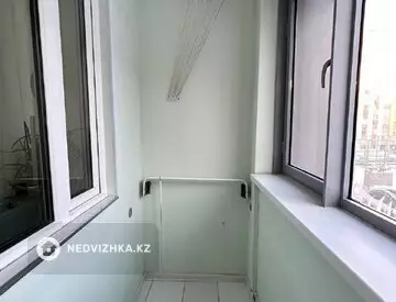 2-комнатная квартира, этаж 3 из 9, 54 м²