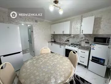 3-комнатная квартира, этаж 4 из 5, 72 м²