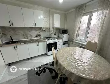 3-комнатная квартира, этаж 4 из 5, 72 м²