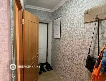 2-комнатная квартира, этаж 1 из 4, 38 м²