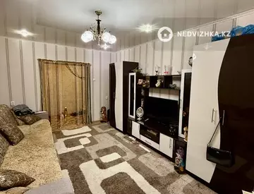 3-комнатная квартира, этаж 2 из 5, 60 м²