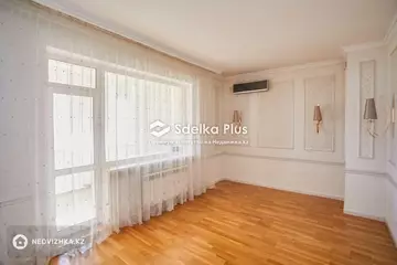 4-комнатная квартира, этаж 18 из 18, 175 м²