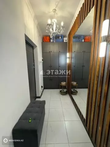 77 м², 3-комнатная квартира, этаж 9 из 12, 77 м², изображение - 2