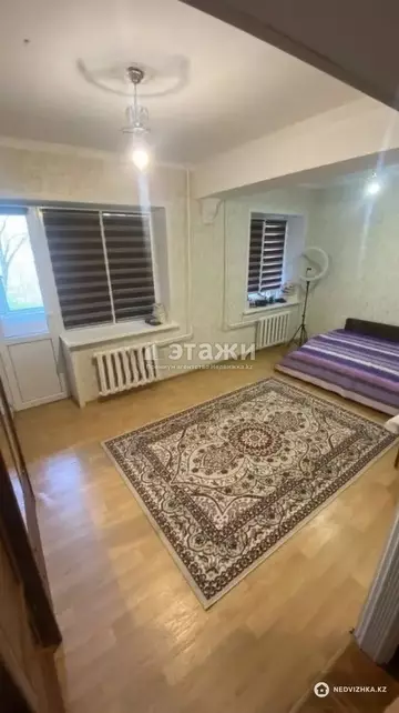 1-комнатная квартира, этаж 4 из 5, 35 м²