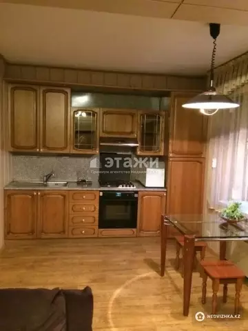 1-комнатная квартира, этаж 2 из 3, 38 м²