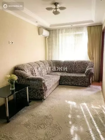 3-комнатная квартира, этаж 4 из 5, 59 м²