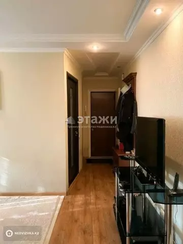 3-комнатная квартира, этаж 4 из 5, 59 м²
