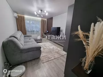 2-комнатная квартира, этаж 1 из 5, 53 м²