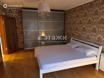 89.9 м², 3-комнатная квартира, этаж 4 из 5, 90 м², на длительный срок, изображение - 0